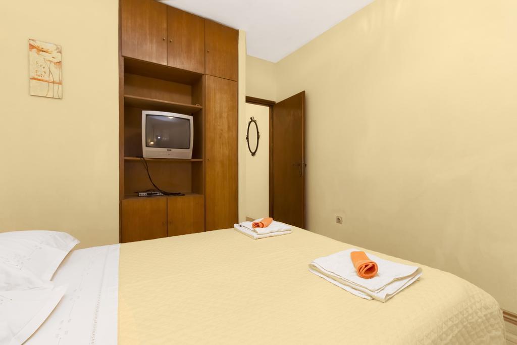 Apartment Neven Rogoznica  Zimmer foto